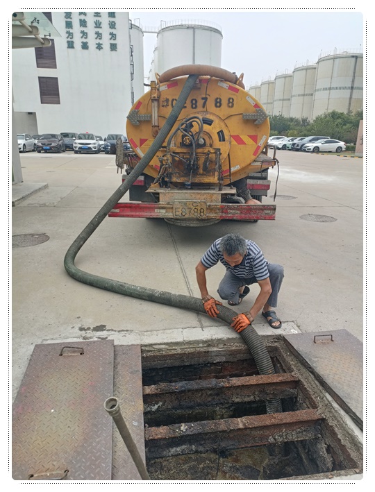 龙凤隔油池清掏